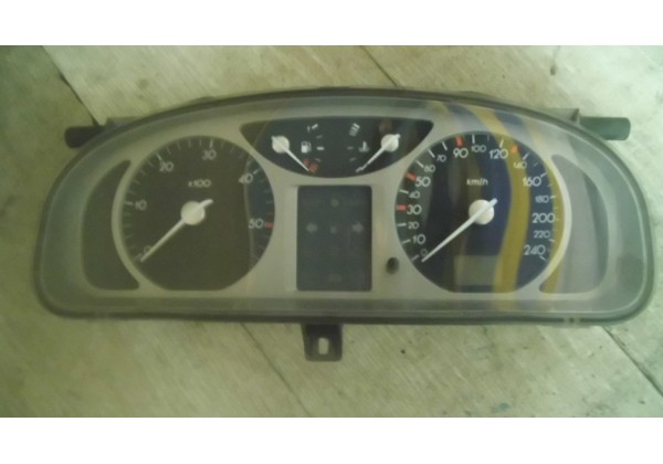 щиток приладів Renault Laguna II 1.6 16V, 2.2 dci, 8200218878